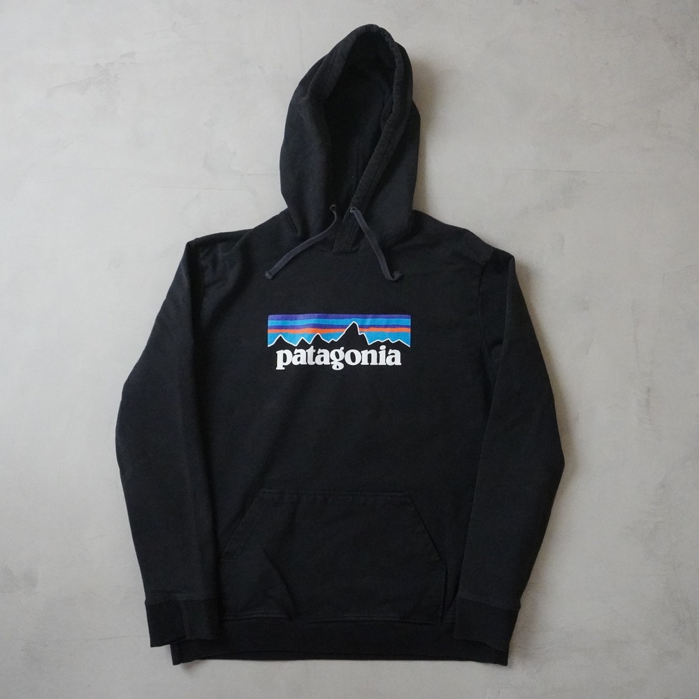 Patagonia P-6 Logo Uprisal Hoody Large Mens Black Recycled Graphic Hoodie